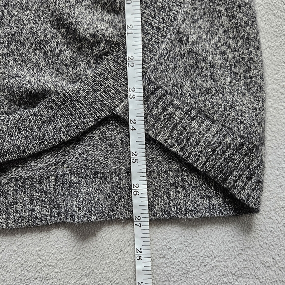 WHITE+WARREN Curved Hem Cashmere Scrunch Neck Sweater Cashmere 100%. Size XS - Picture 12 of 12